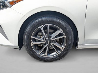 2023 Kia Forte LXS IVT