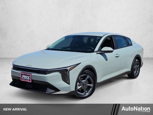 2025 Kia K4 LXS FWD