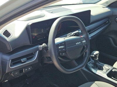 2025 Kia K4 LXS FWD