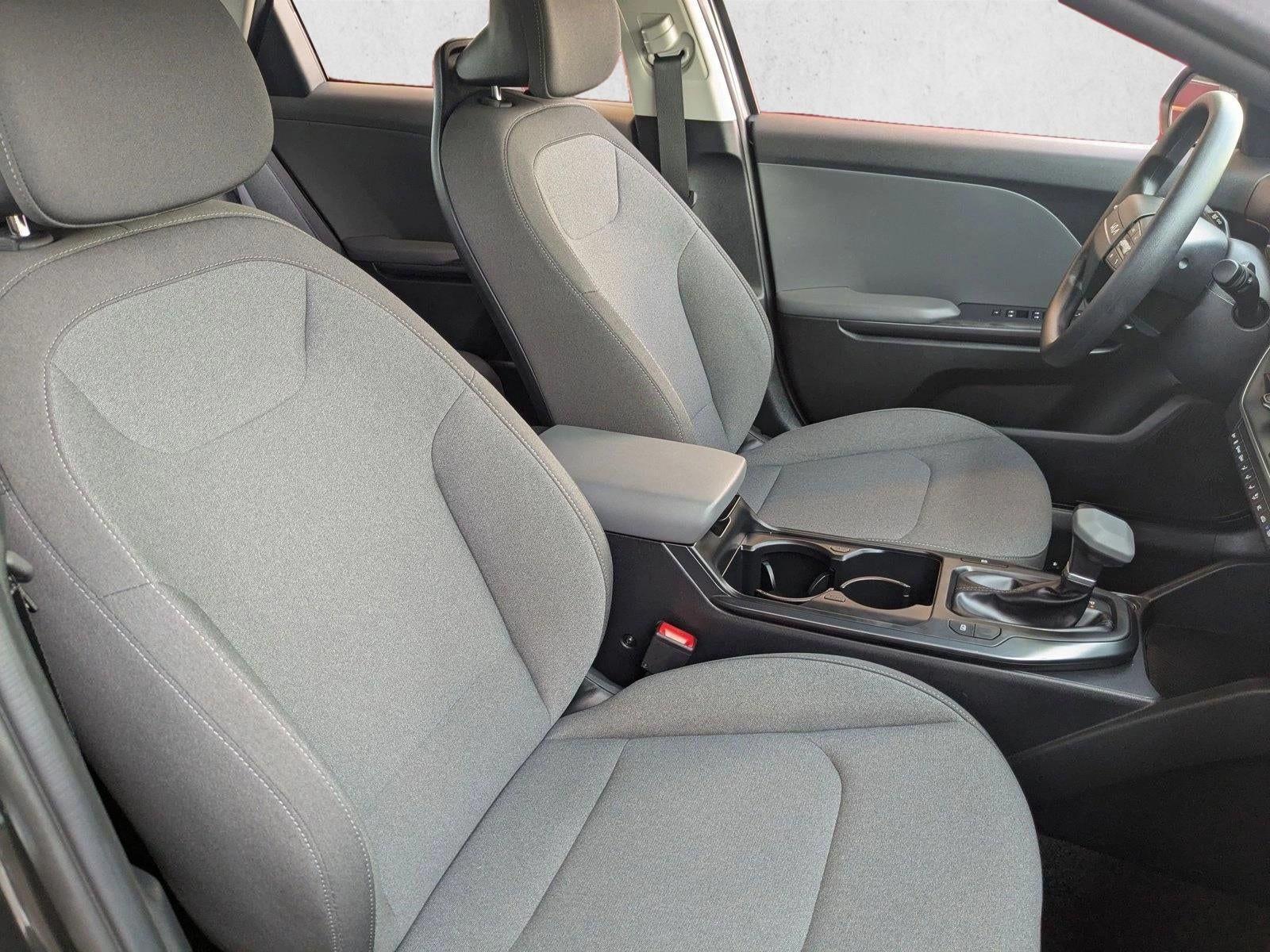 2025 Kia K4 LX FWD