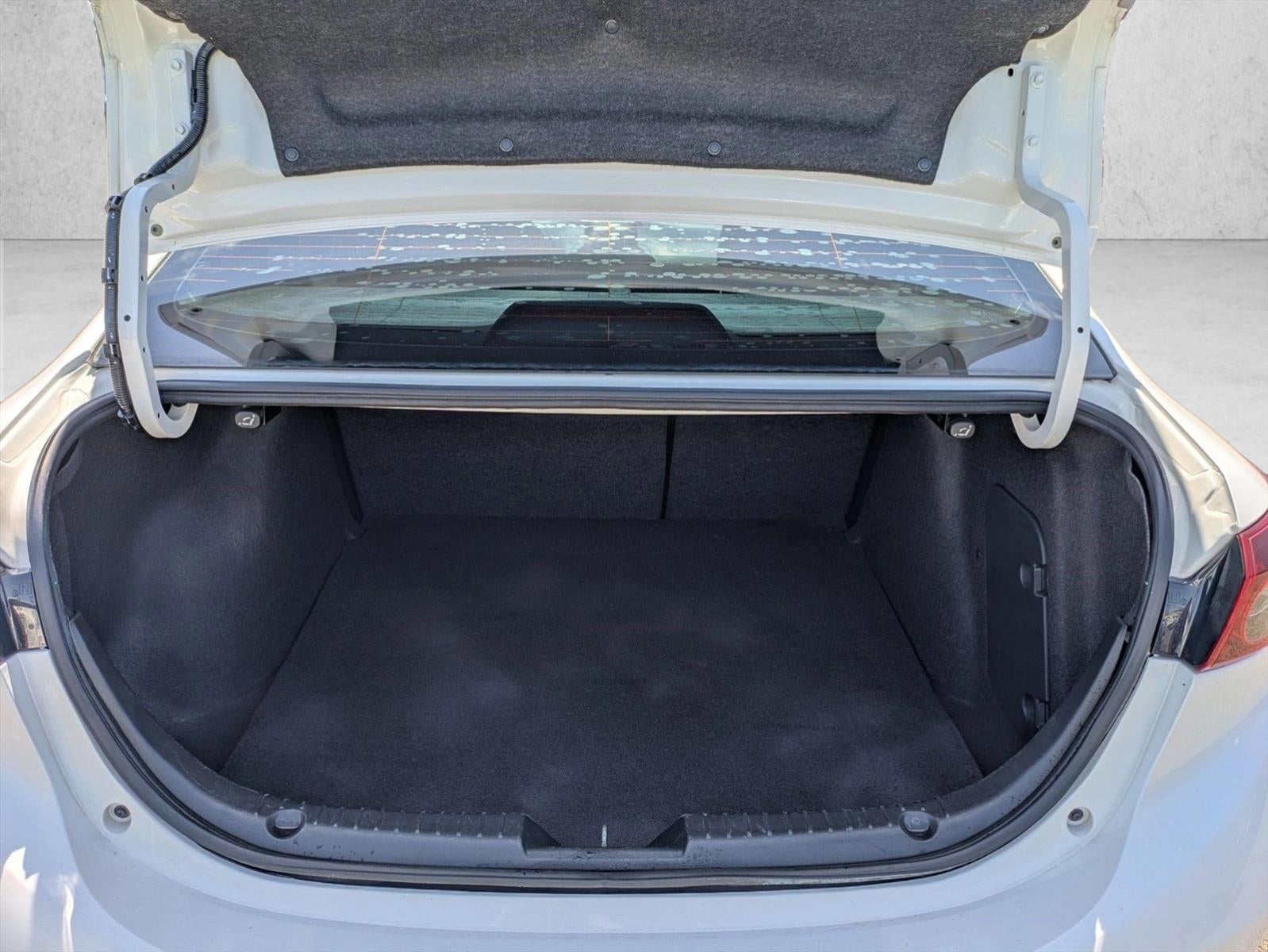 2015 Mazda Mazda3 4dr Sdn Auto i Sport