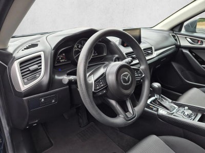 2017 Mazda Mazda3 5-Door Sport Auto