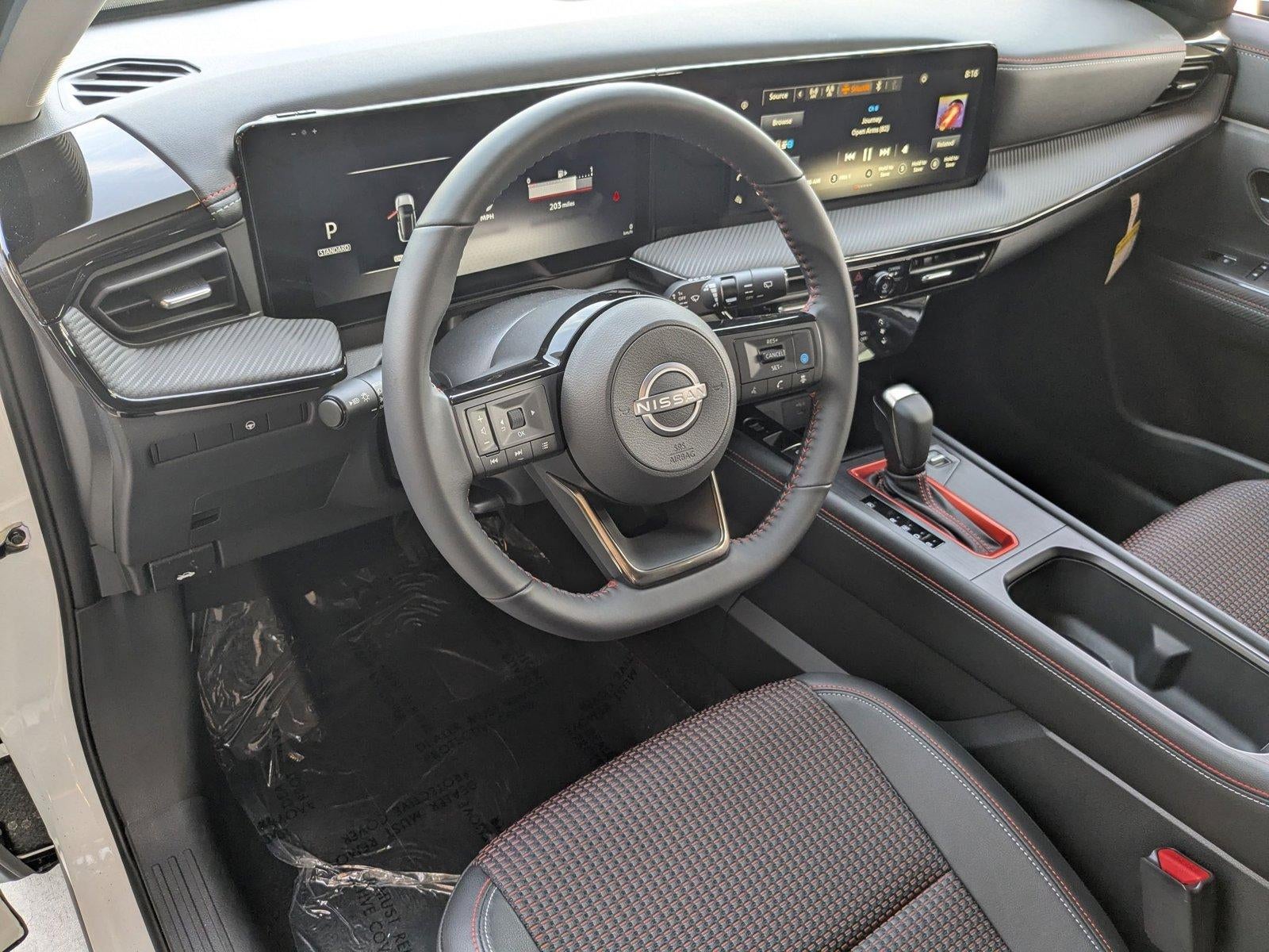 2025 Nissan Kicks SR AWD