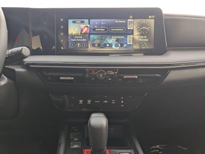 2025 Nissan Kicks SR AWD