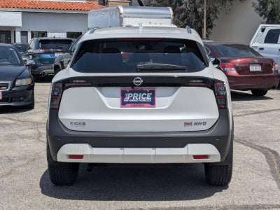 2025 Nissan Kicks SR AWD