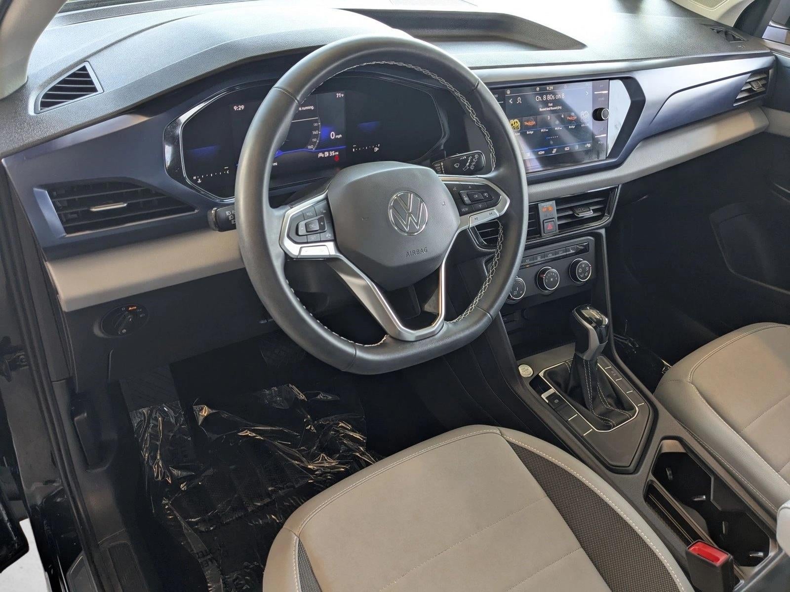 2022 Volkswagen Taos SE FWD