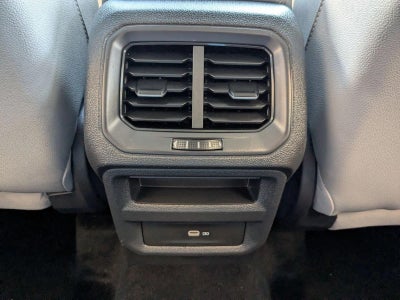 2022 Volkswagen Taos SE FWD