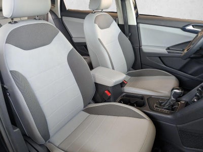2022 Volkswagen Taos SE FWD