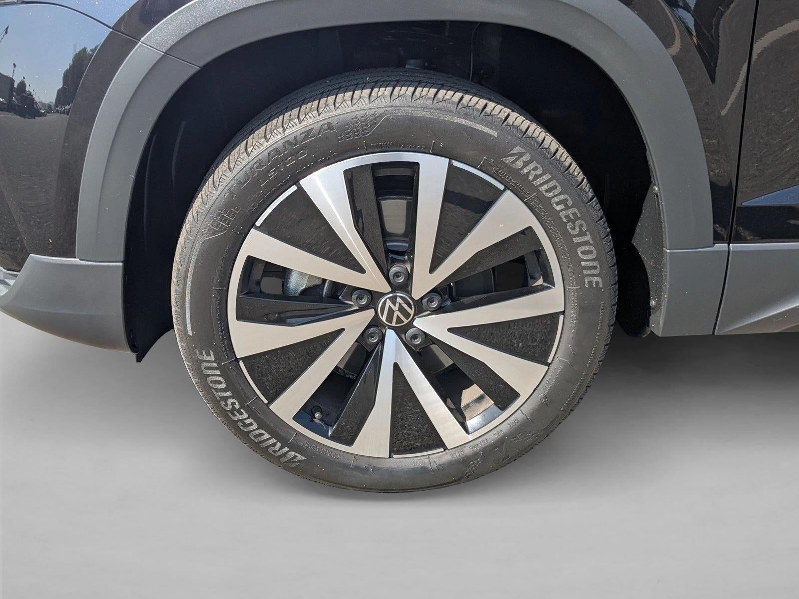 2022 Volkswagen Taos SE FWD