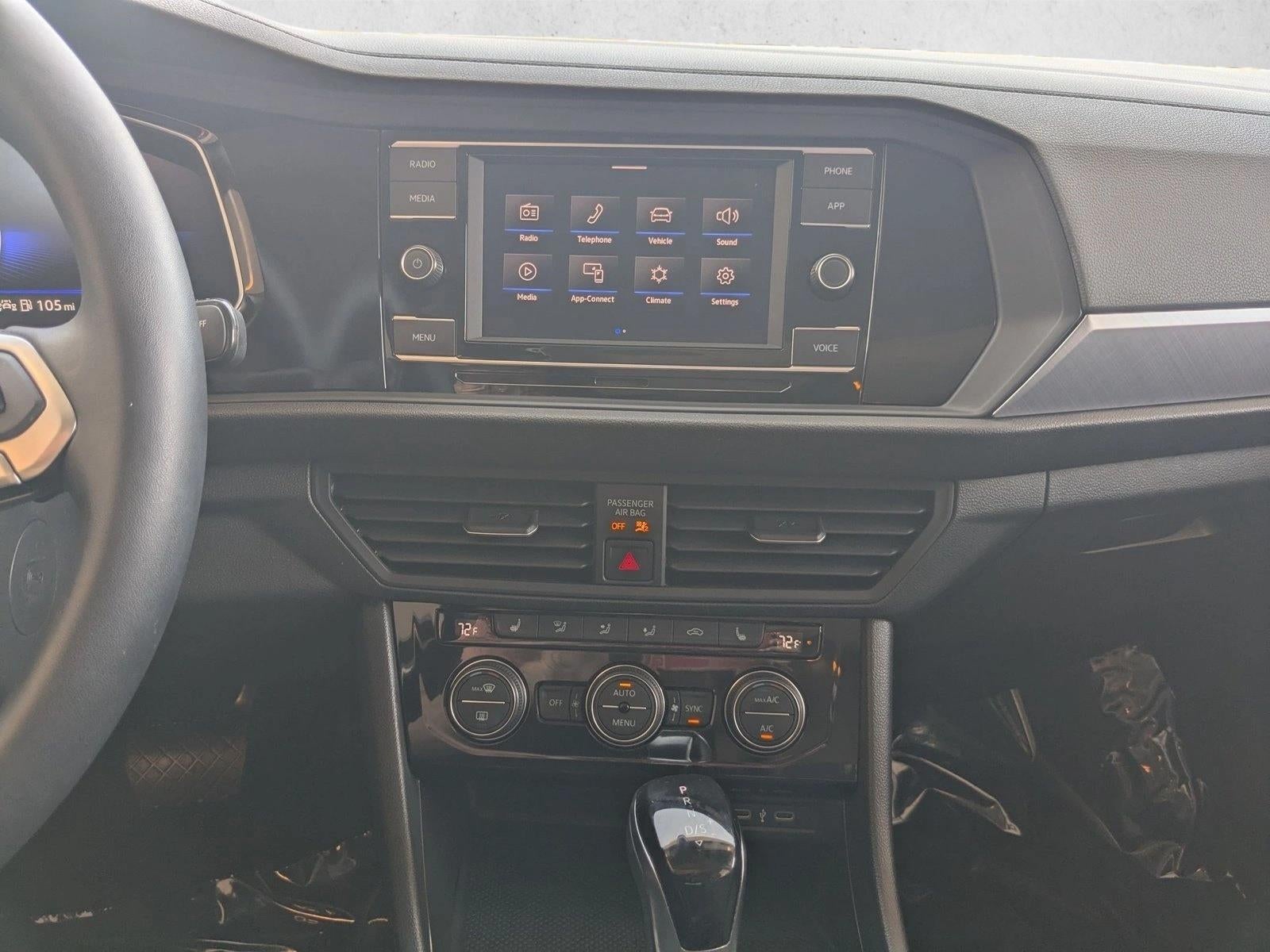 2024 Volkswagen Jetta SE Auto