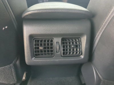 2018 Toyota Camry SE Auto (Natl)