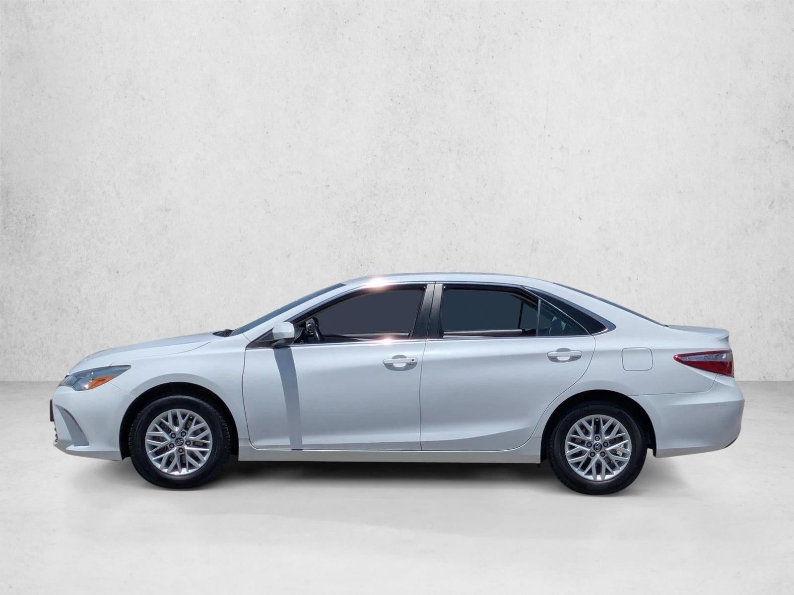 2016 Toyota Camry 4dr Sdn I4 Auto LE (SE)