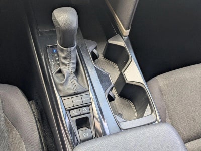 2025 Toyota Camry LE (SE)