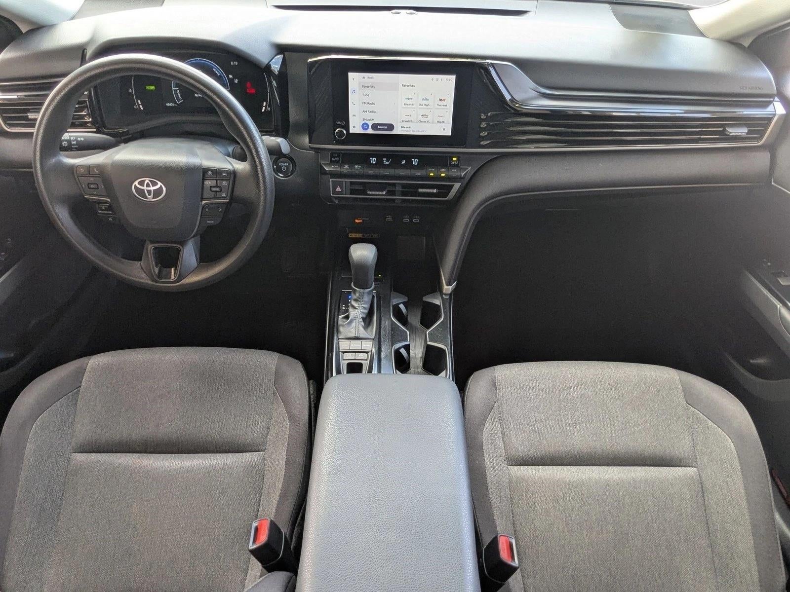2025 Toyota Camry LE (SE)