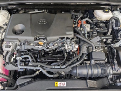 2025 Toyota Camry LE (SE)