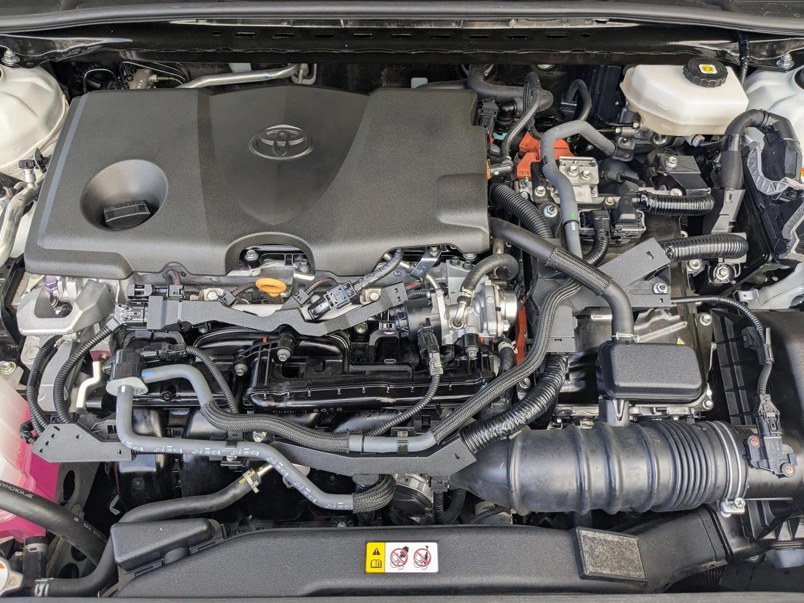 2025 Toyota Camry LE (SE)