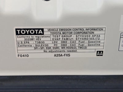 2025 Toyota Camry LE (SE)