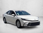 2025 Toyota Camry LE (SE)