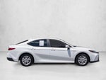 2025 Toyota Camry LE (SE)