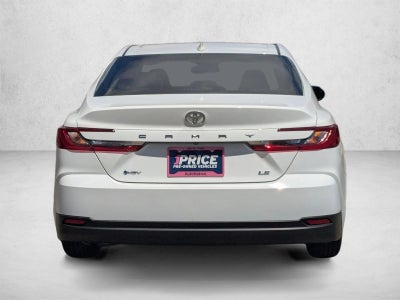 2025 Toyota Camry LE (SE)