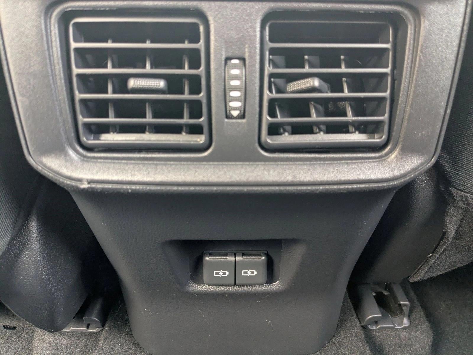 2024 Toyota RAV4 Hybrid XLE AWD (Natl)