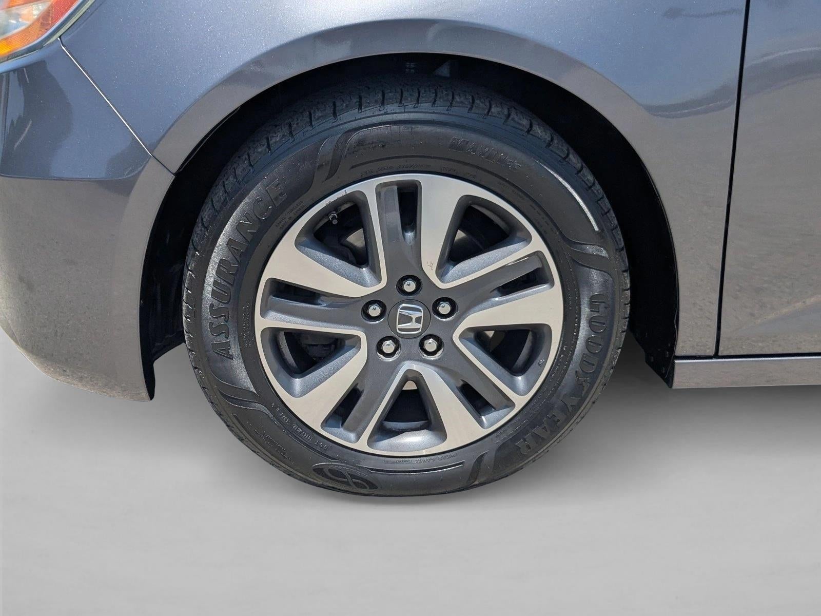 2016 Honda Odyssey Touring Elite with DVD Rear Entertainment System and Navigation