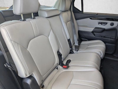 2023 Honda Pilot Touring AWD