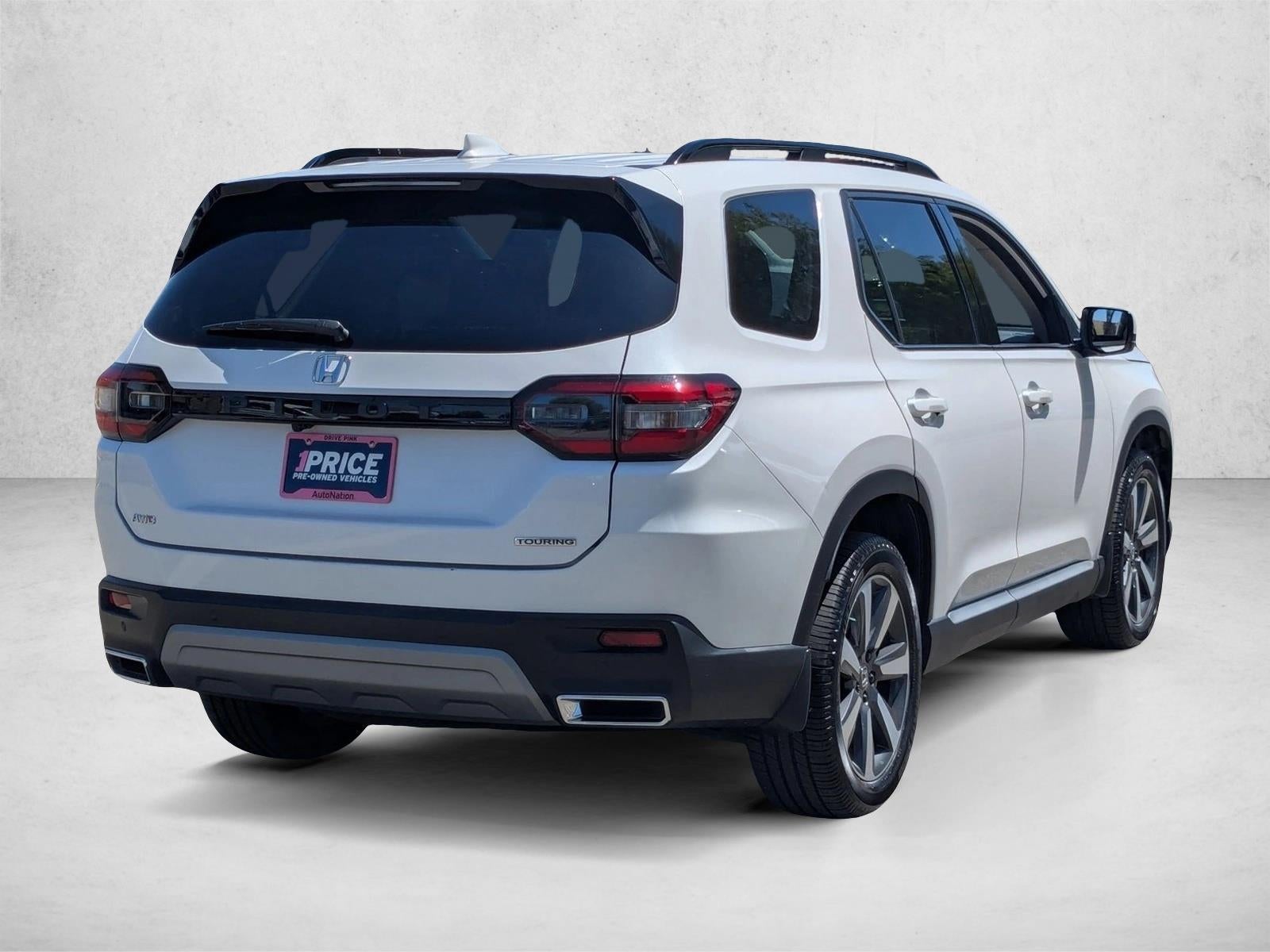 2023 Honda Pilot Touring AWD
