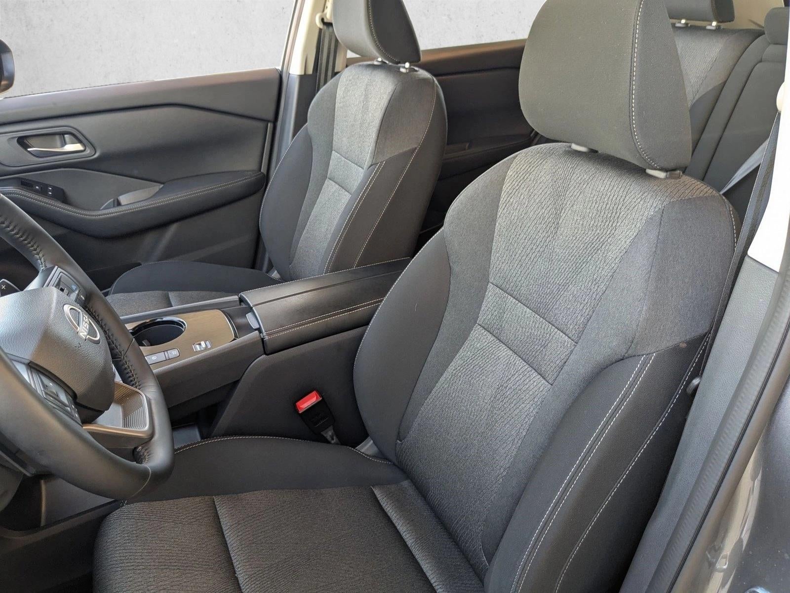 2025 Nissan Rogue FWD SV