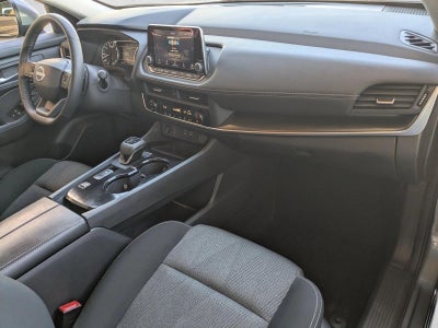 2025 Nissan Rogue FWD SV