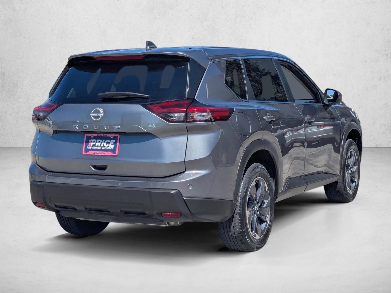 2025 Nissan Rogue FWD SV