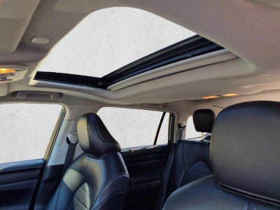 2023 Toyota Highlander XLE FWD (Natl)