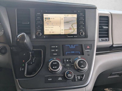 2019 Toyota Sienna XLE FWD 8-Passenger (Natl)