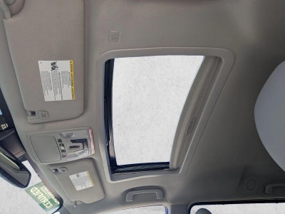 2019 Toyota Sienna XLE FWD 8-Passenger (Natl)