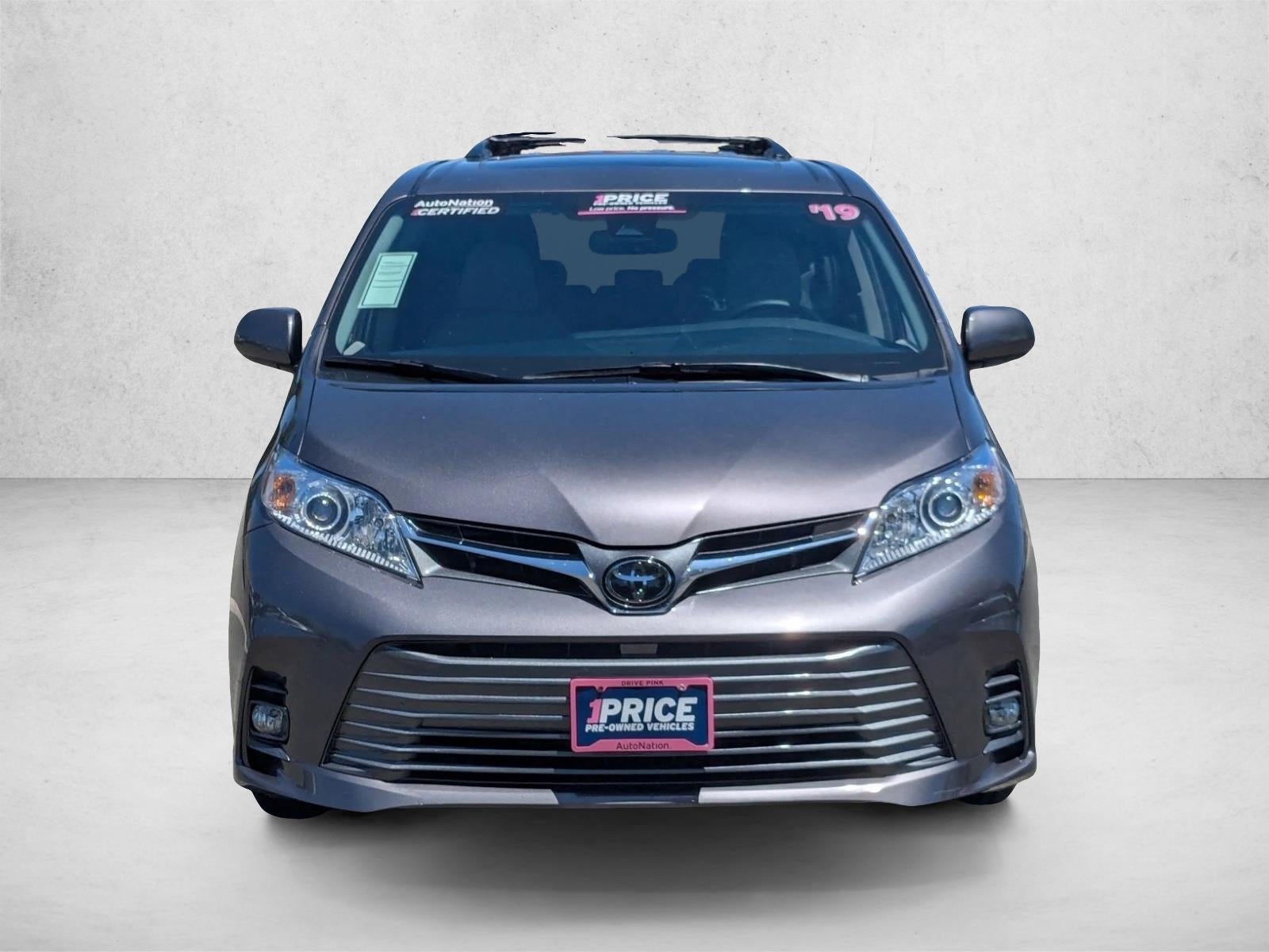 2019 Toyota Sienna XLE FWD 8-Passenger (Natl)