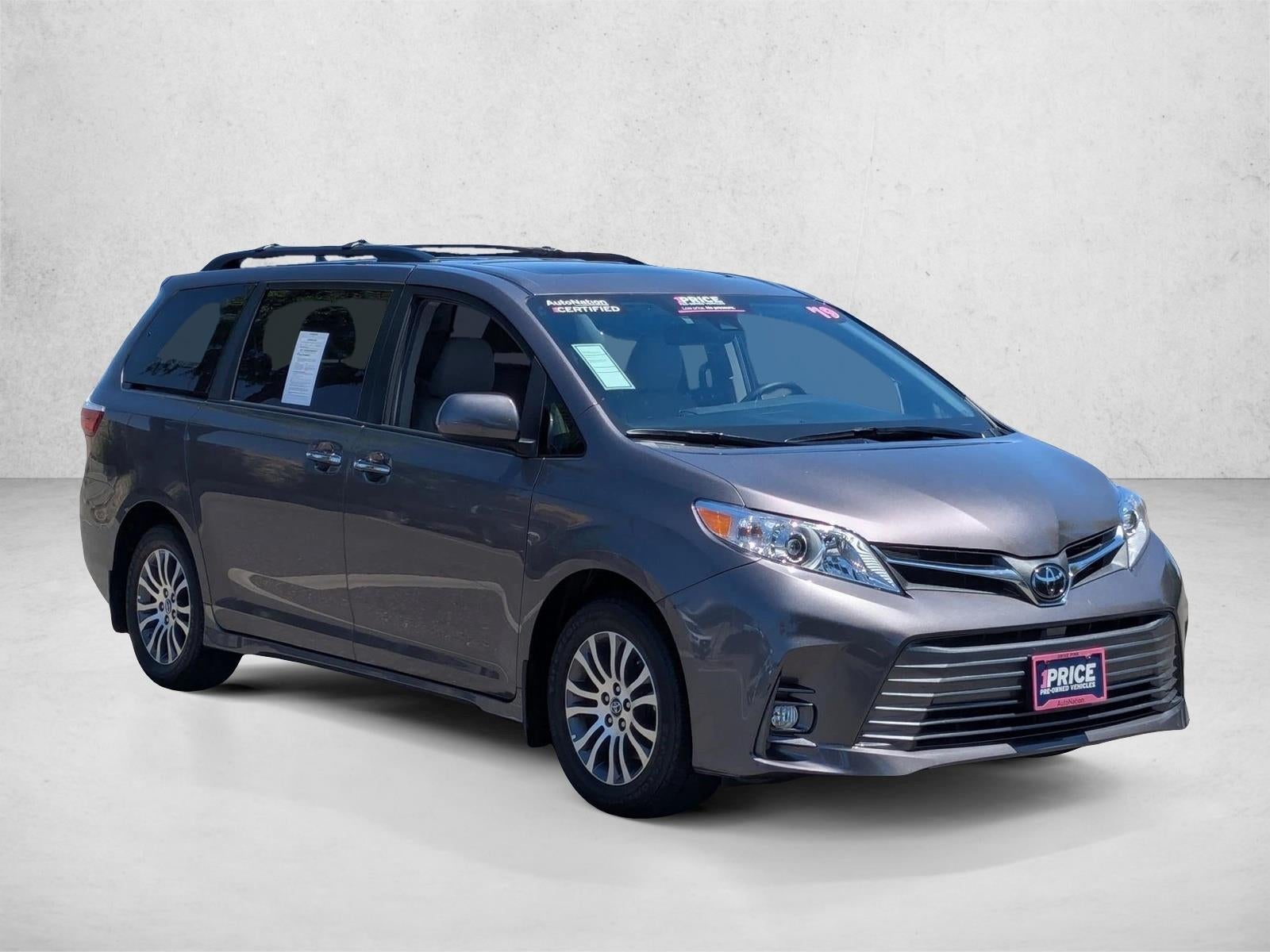 2019 Toyota Sienna XLE FWD 8-Passenger (Natl)