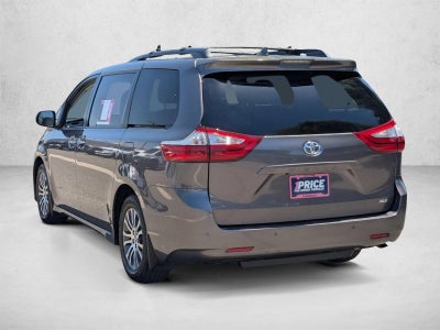 2019 Toyota Sienna XLE FWD 8-Passenger (Natl)