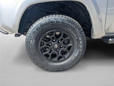 2021 Toyota Tacoma 2WD 2WD SR5 Double Cab 5' Bed V6 AT (Natl)