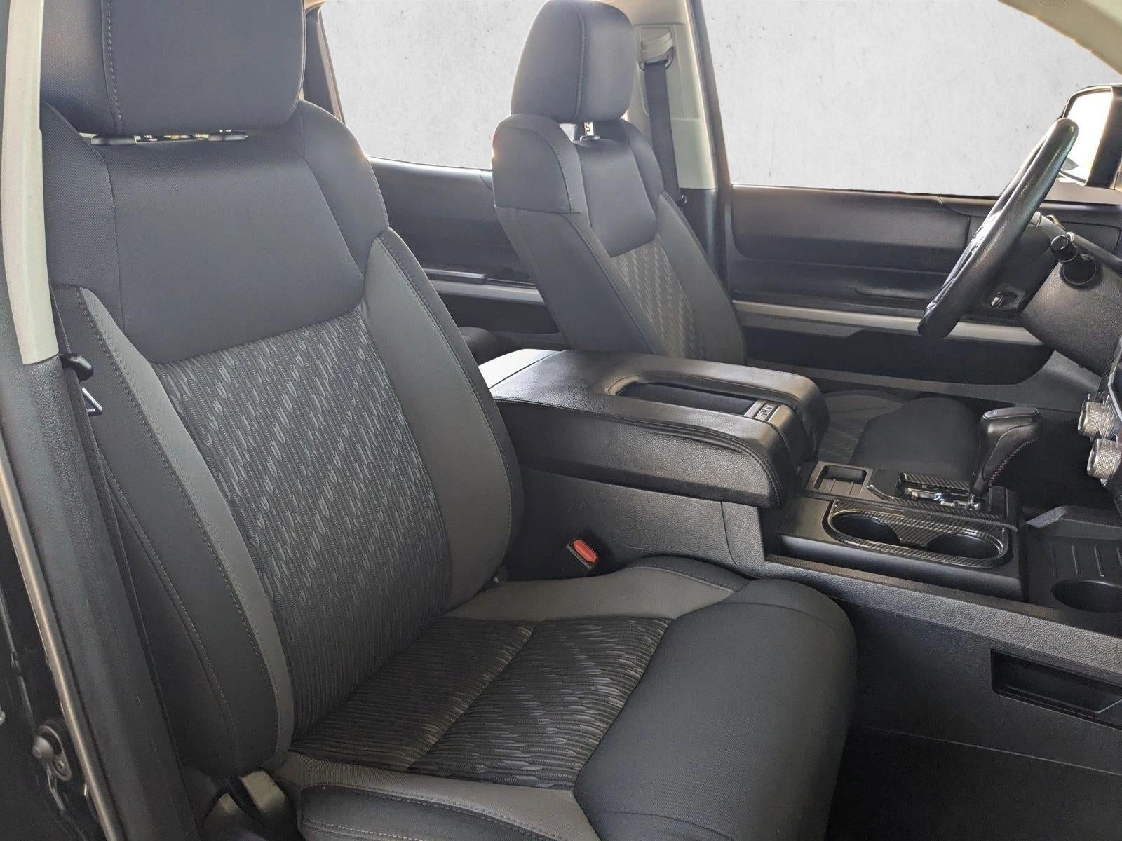 2020 Toyota Tundra 4WD 4WD SR5 CrewMax 5.5' Bed 5.7L (Natl)