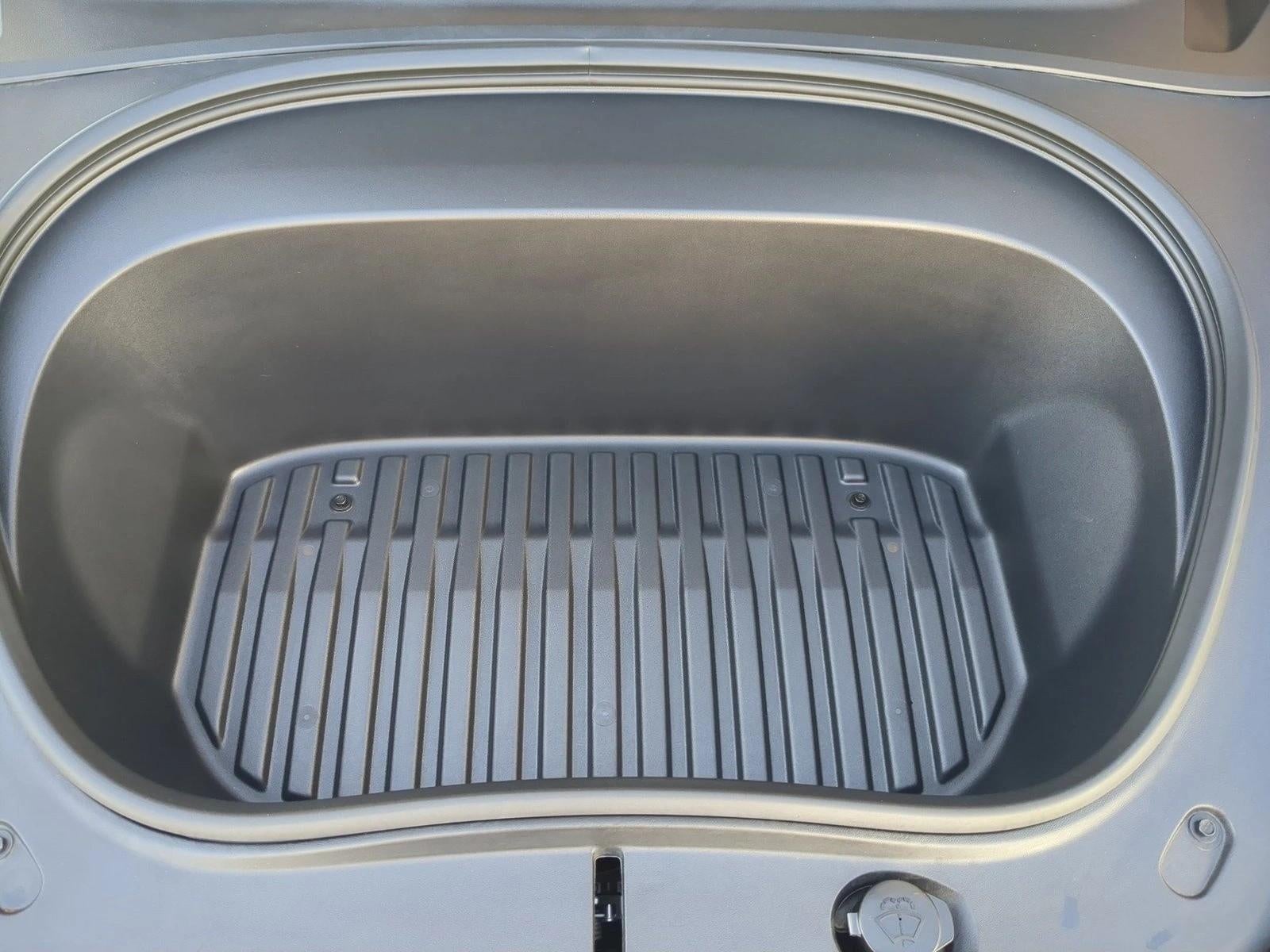 2025 Tesla Model 3 Long Range RWD