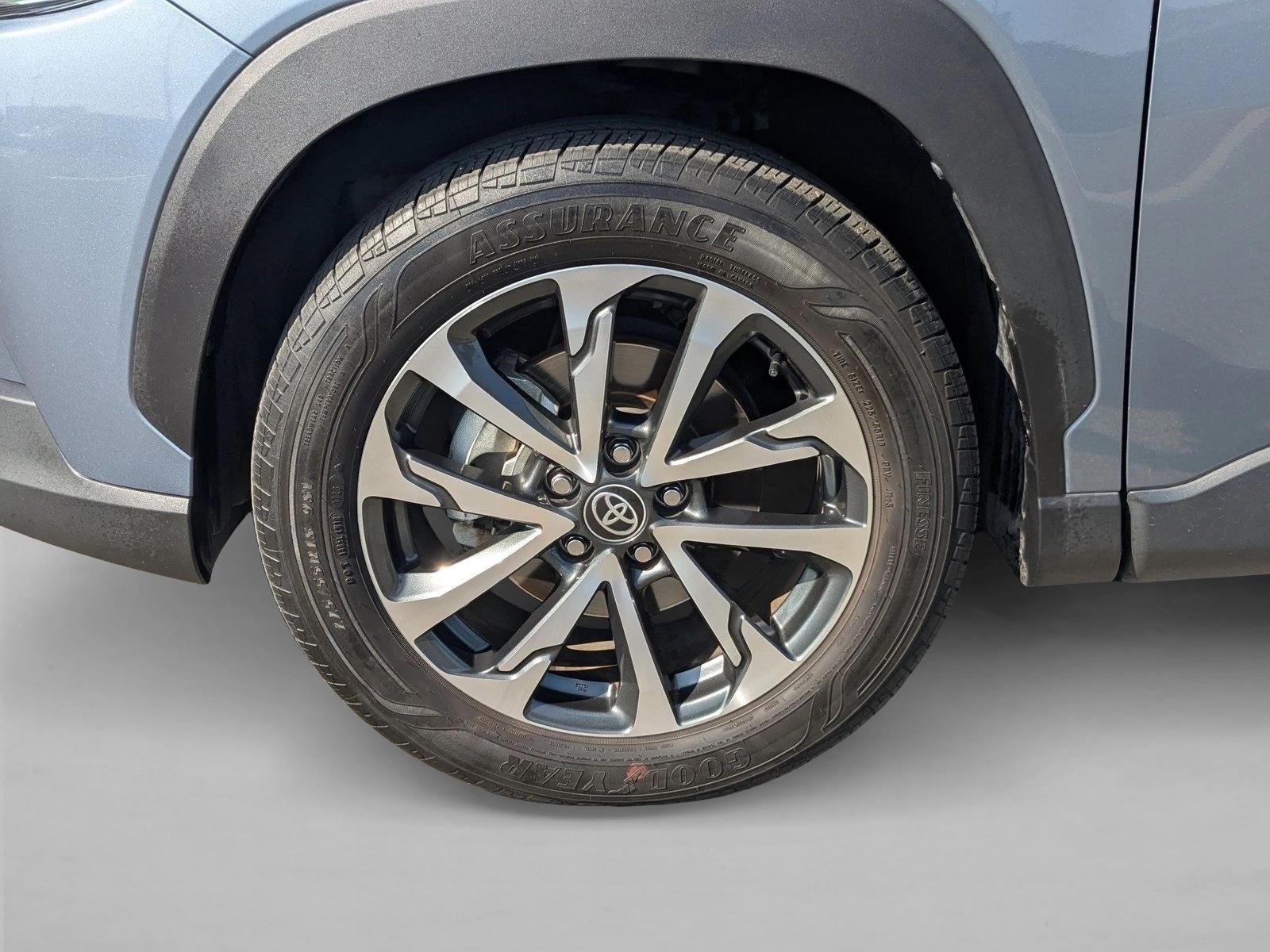 2023 Toyota Corolla Cross XLE 2WD (Natl)