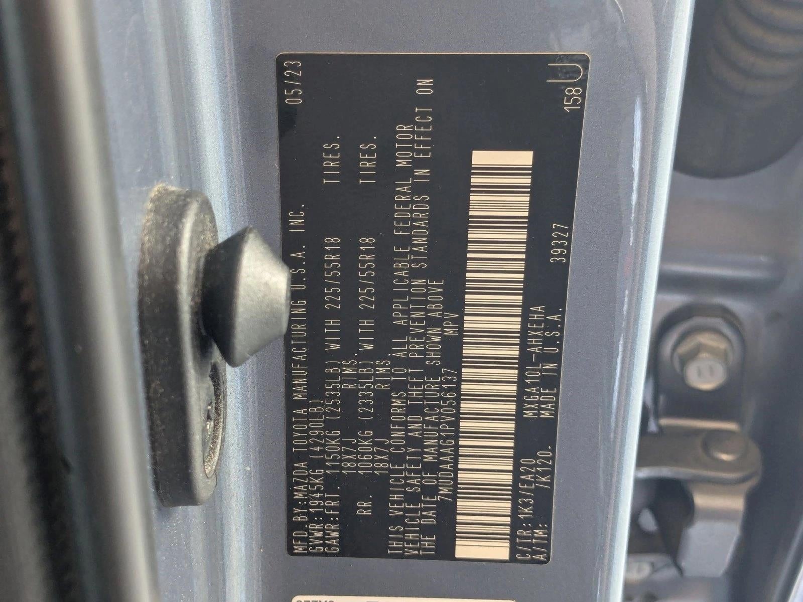 2023 Toyota Corolla Cross XLE 2WD (Natl)
