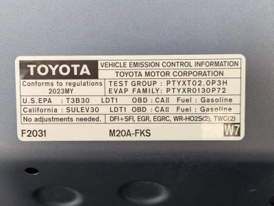 2023 Toyota Corolla Cross XLE 2WD (Natl)