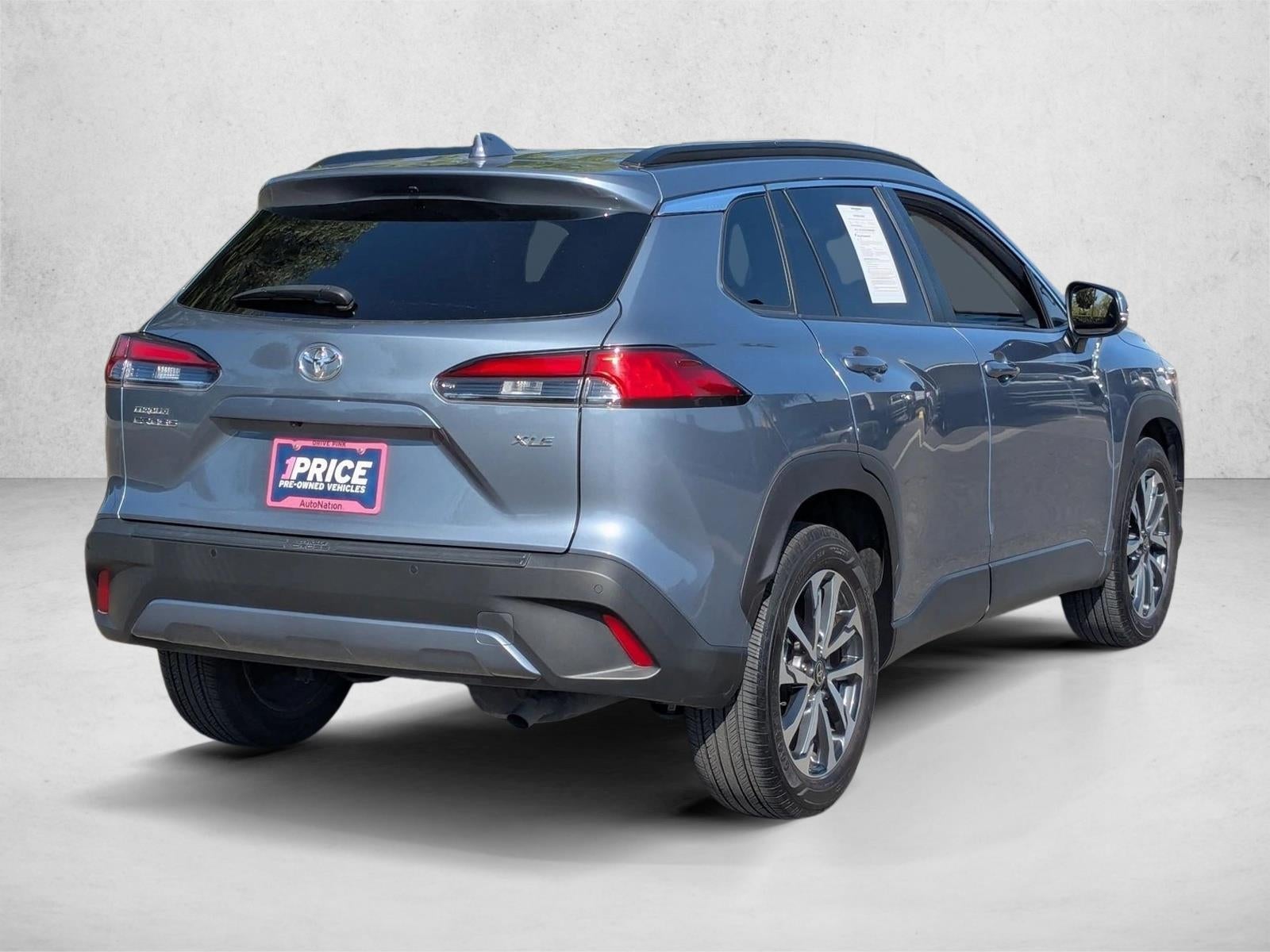 2023 Toyota Corolla Cross XLE 2WD (Natl)