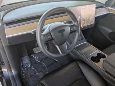 2024 Tesla Model Y Long Range RWD
