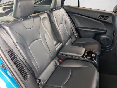 2017 Toyota Prius Prime Premium (Natl)