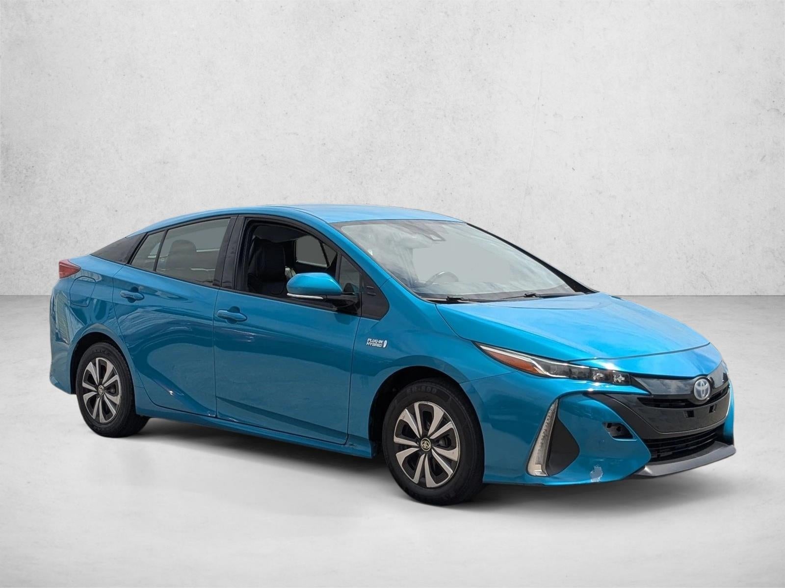 2017 Toyota Prius Prime Premium (Natl)