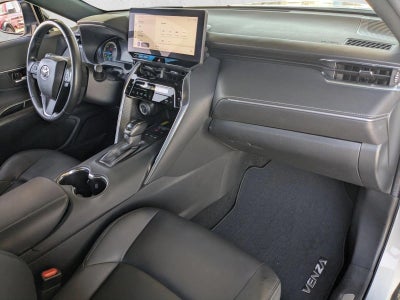 2024 Toyota Venza Nightshade AWD (Natl)