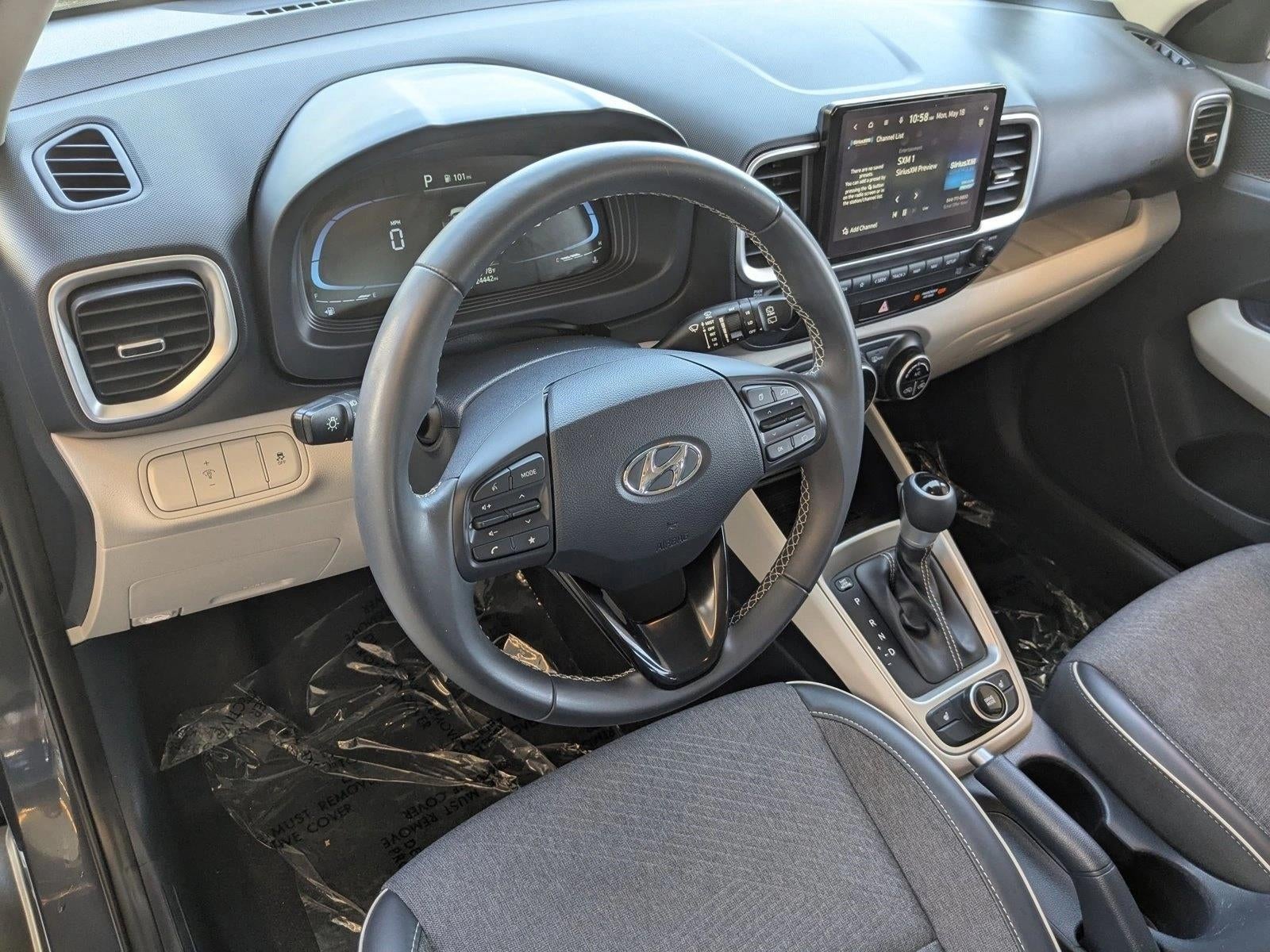 2025 Hyundai VENUE Limited IVT