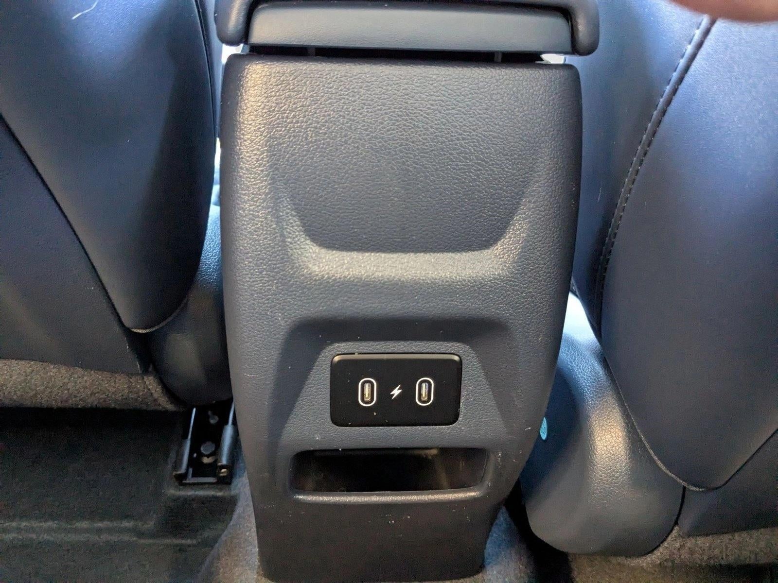 2025 Hyundai VENUE Limited IVT